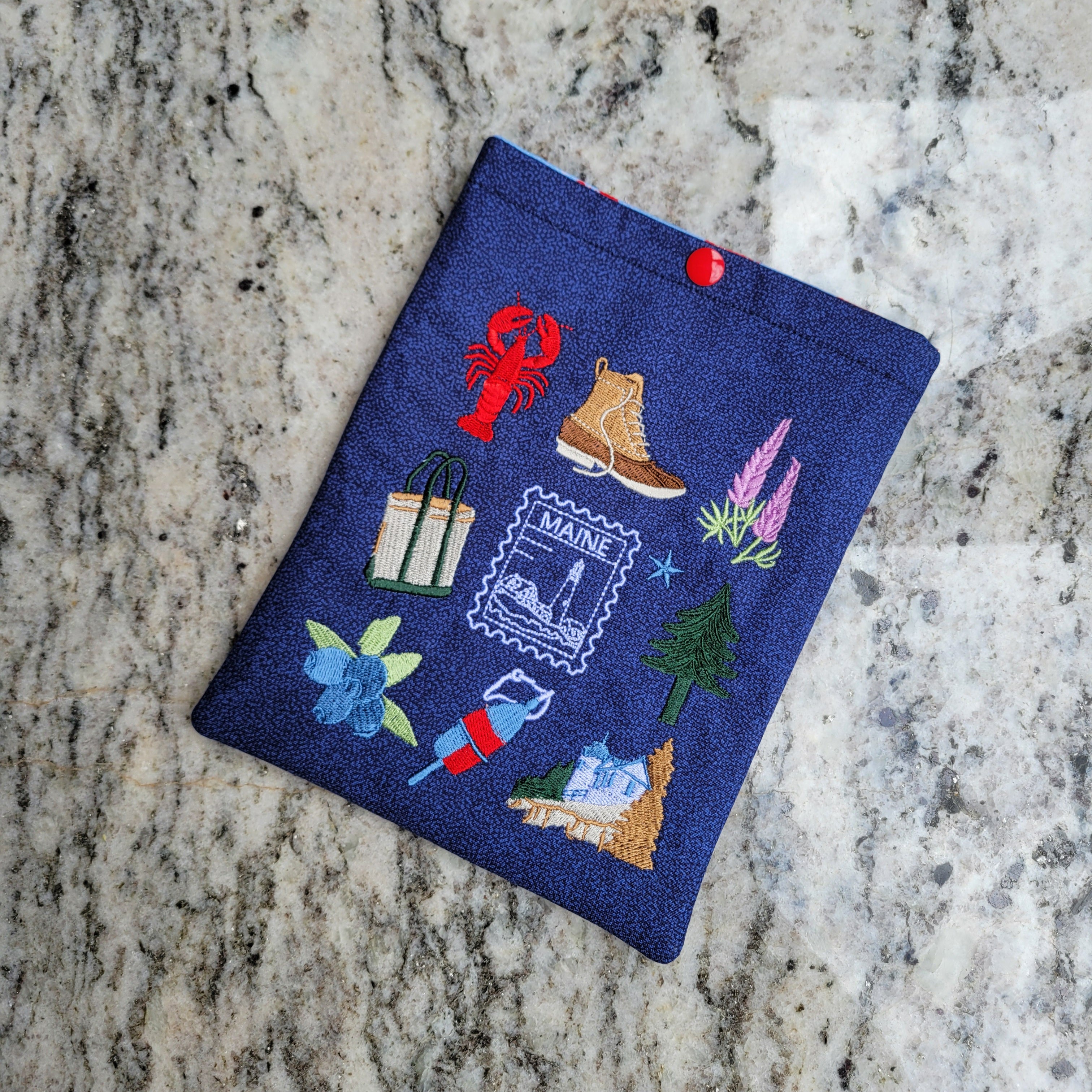 Maine E-Reader Sleeve