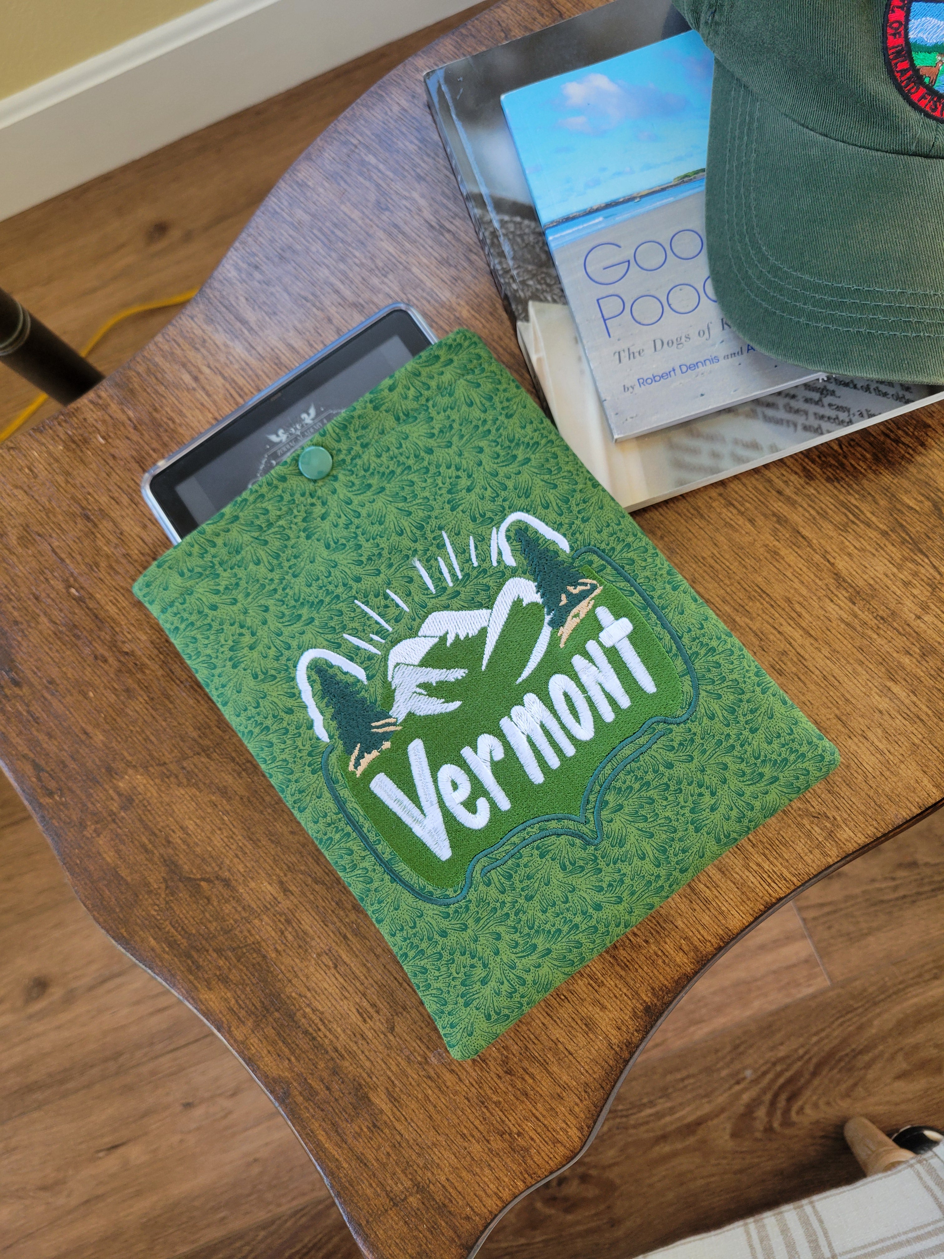 Vermont E-Reader Sleeve