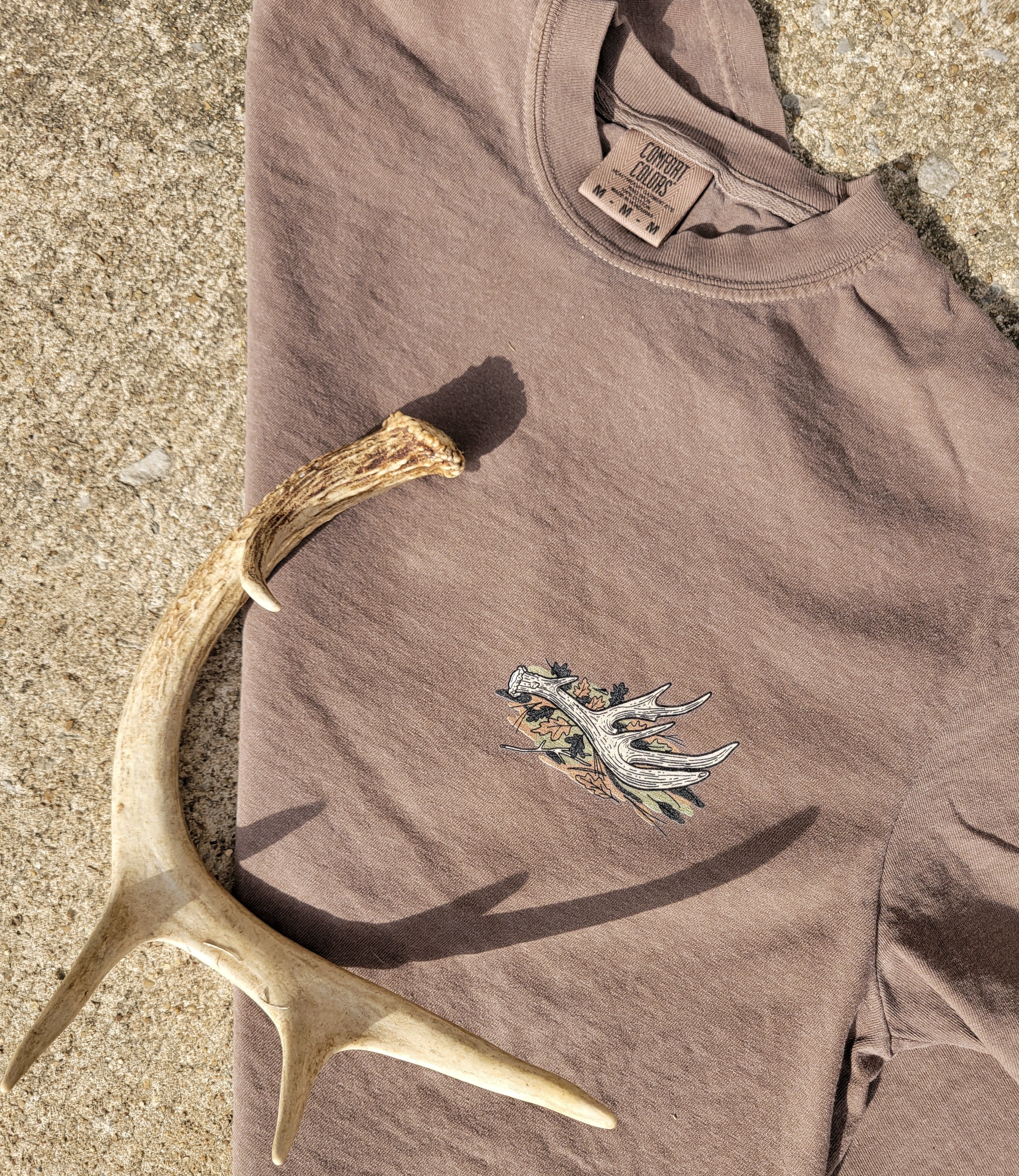 Shed Dog Chocolate Lab - Comfort Colors Unisex Heavyweight T-shirt