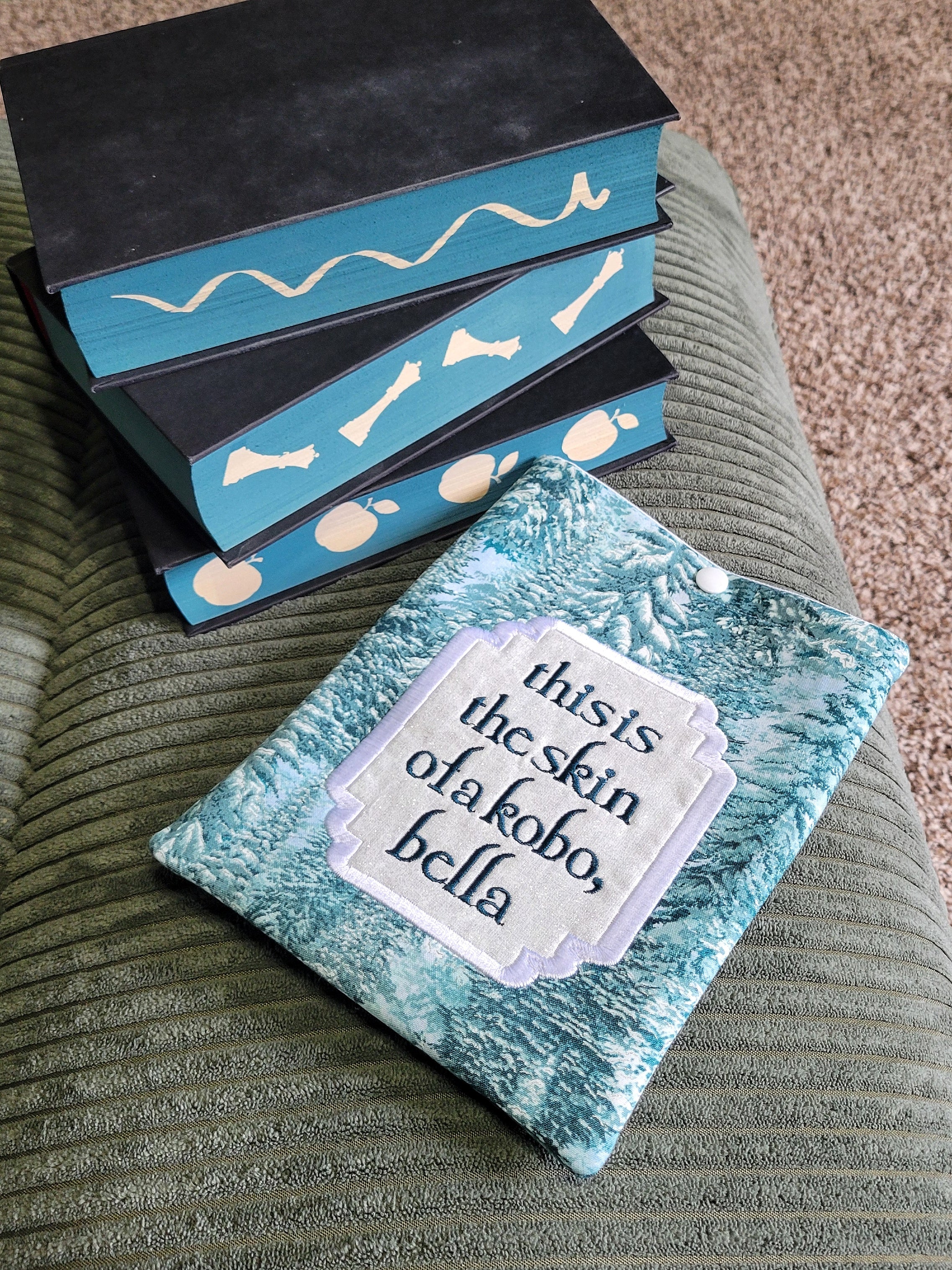 Skin of a Killer Kindle Kobo Lightly Padded Kindle E-Reader Sleeve with Snap